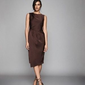 NWOT Reiss size 2 Julietta Pleat detailed midi dress chocolate